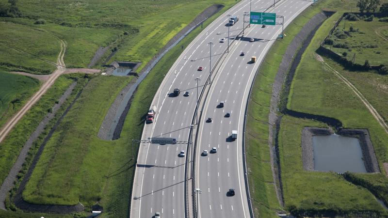 Нижняя дорога. Saint Petersburg Ring Road. Коньковые трассы на юге Петербурга. Фото трассы на Стрельну. Какая разметка в Стрельне.