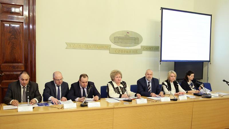 Фото: пресс-служба Законодательного собрания Санкт-Петербурга