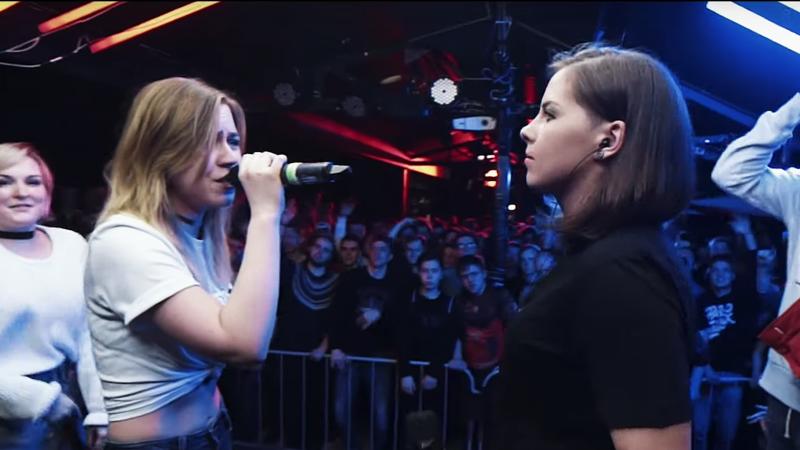 Маша Hima и Юля Kiwi/ Фото: youtube.com/ РВАТЬ НА БИТАХ