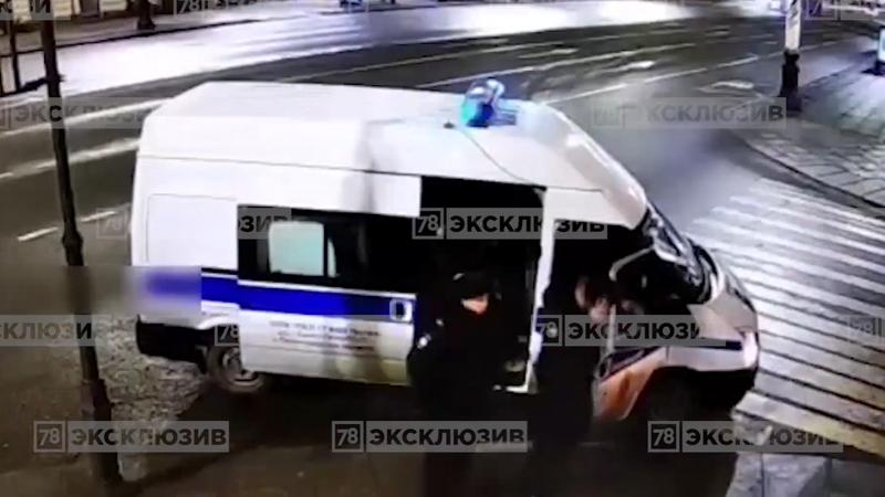 Лев рубинштейн попал под машину