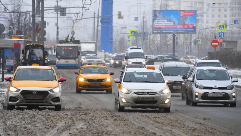 Секс в подъезде, снятый на скрытую камеру - отличная коллекция русского порно на arakani.ru