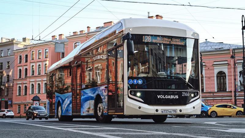 автобус на метане. питертранспорт. новые автобусы в питере. подорожал транспорт в спб 2024. подорожал транспорт в спб 2024.