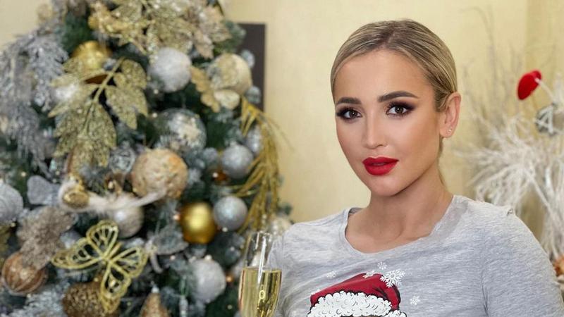 Фото: instagram.com/buzova86