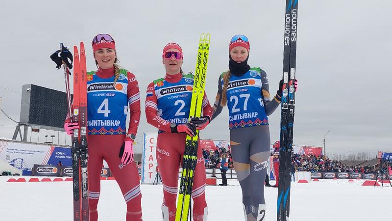 Анастасия Фалеева (слева)/ Фото: пресс-служба Федерации лыжных гонок России