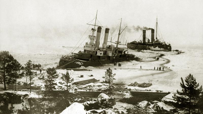 Спасение броненосца «Генерал-Адмирал Апраксин» у острова Гогланд/ Фото: wikimedia.org