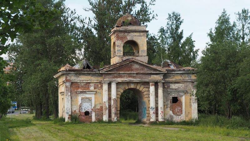 Александровские ворота/ Фото: пресс-служба КГИОП