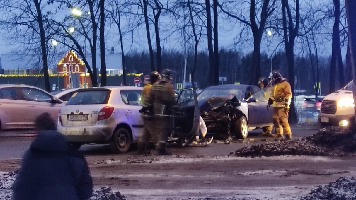 Пьяный мажор в смертельном ДТП на Porsche и поездки с трупом на крыше:  главные ДТП недели