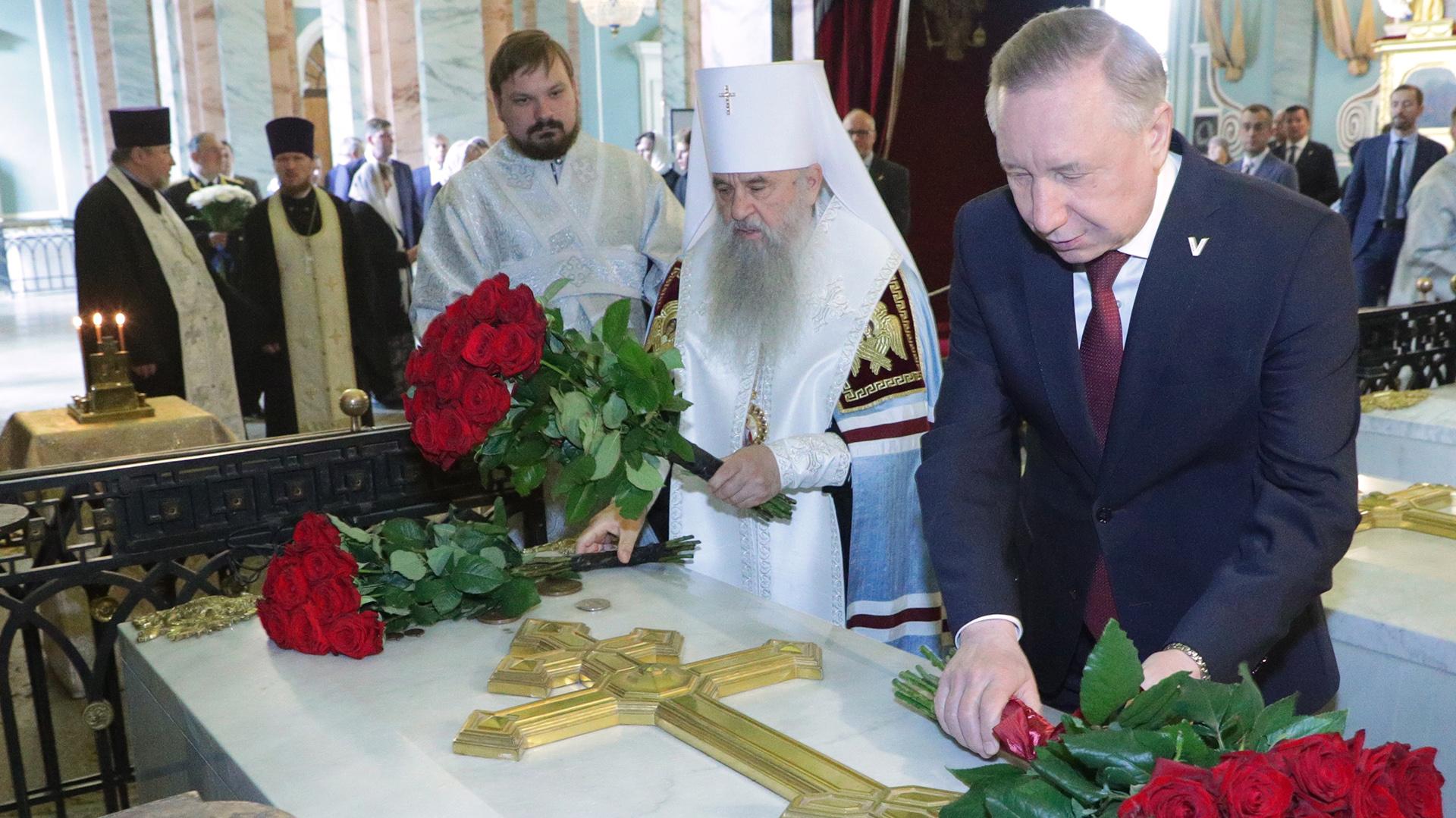 захоронение петра 1 в санкт петербурге