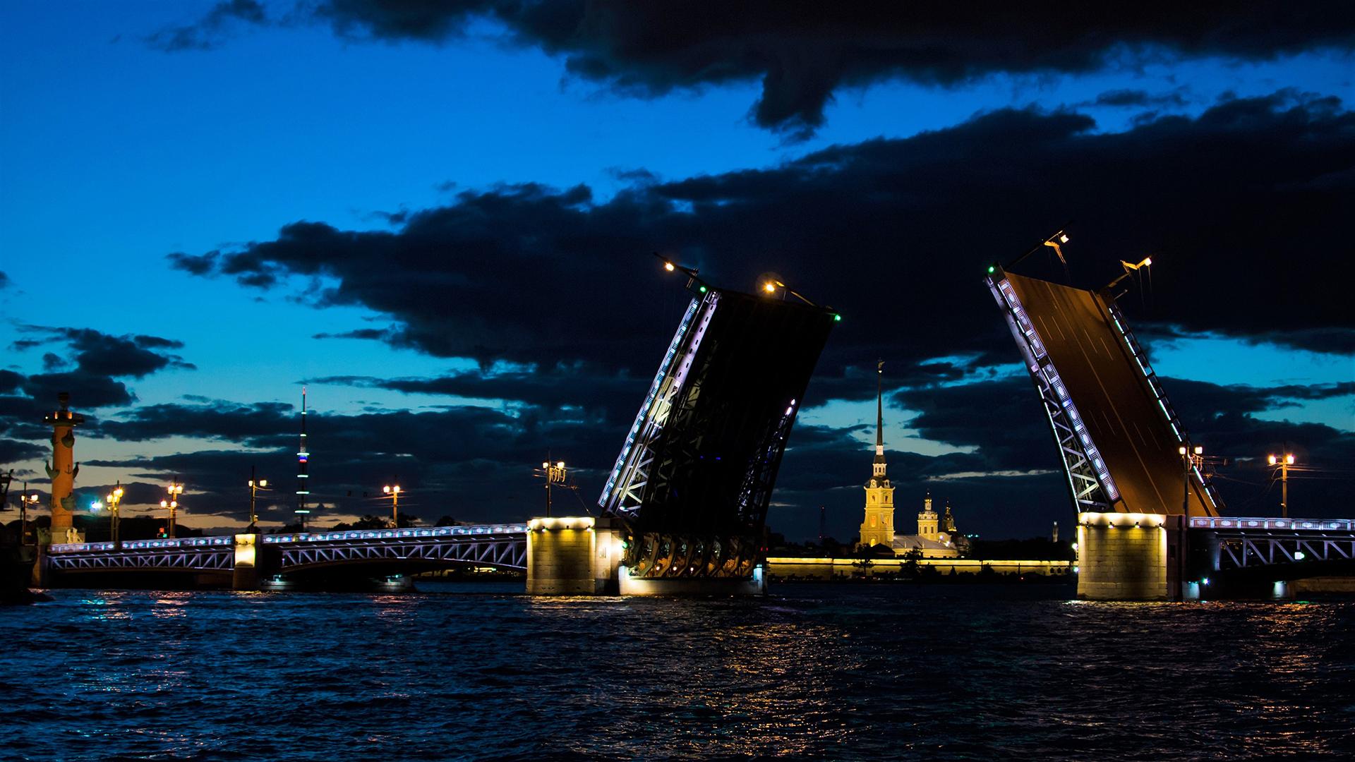 График разведения мостов в Санкт-Петербурге , расписание и локации