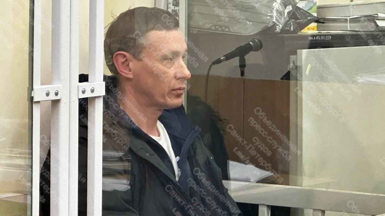 Суд оставил под стражей бывшего вице-губернатора Ленобласти Москвина