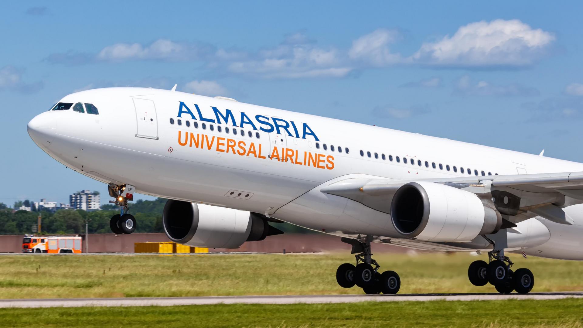 Almasria airlines багаж. Египетская авиакомпания ALMASRIA. Алмазрия Юнивёрсал Эйрлайнз. ALMASRIA Universal Airlines самолеты. Самолеты египетских авиалиний ALMASRIA.