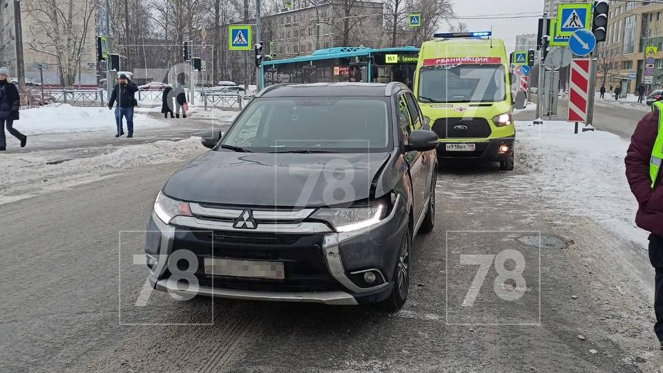 В Уфе водитель грузовика сбил девочку боковым зеркалом - 7 июня - nordwestspb.ru