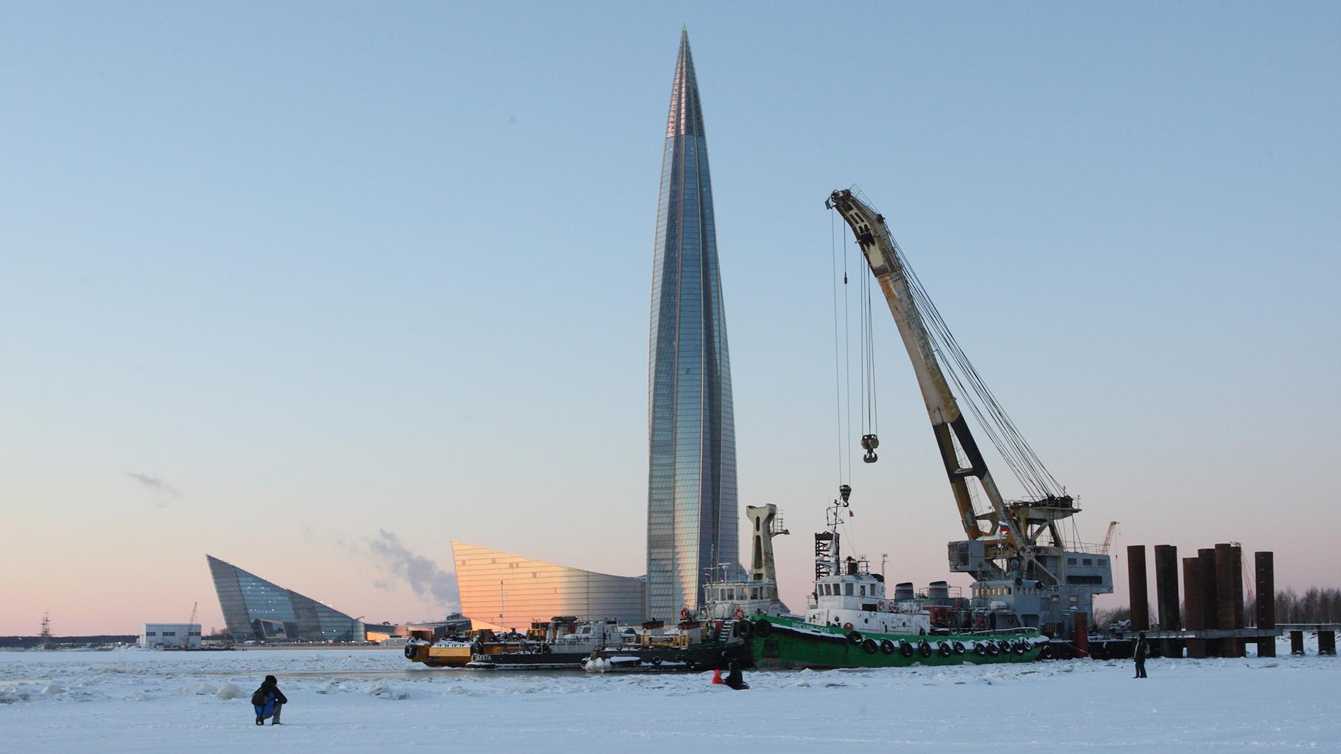 Новый ледовый дворец построят на проспекте Тореза в Петербурге