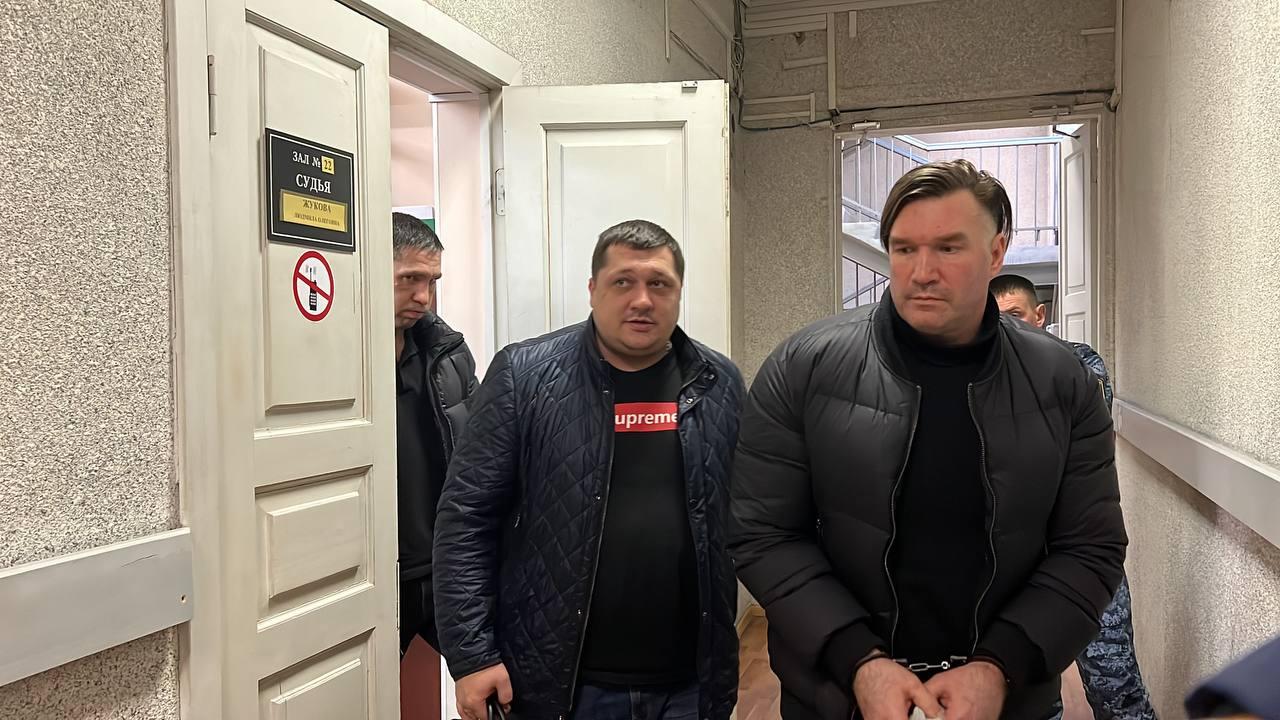 Суд отправил под стражу сообщников главаря банды 90-х Андрея «Маленького»