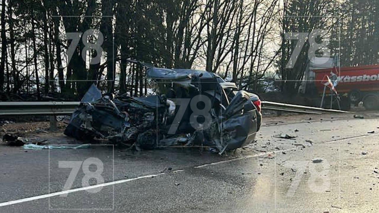 Сотрудники полиции Волосово попали в смертельную аварию на трассе