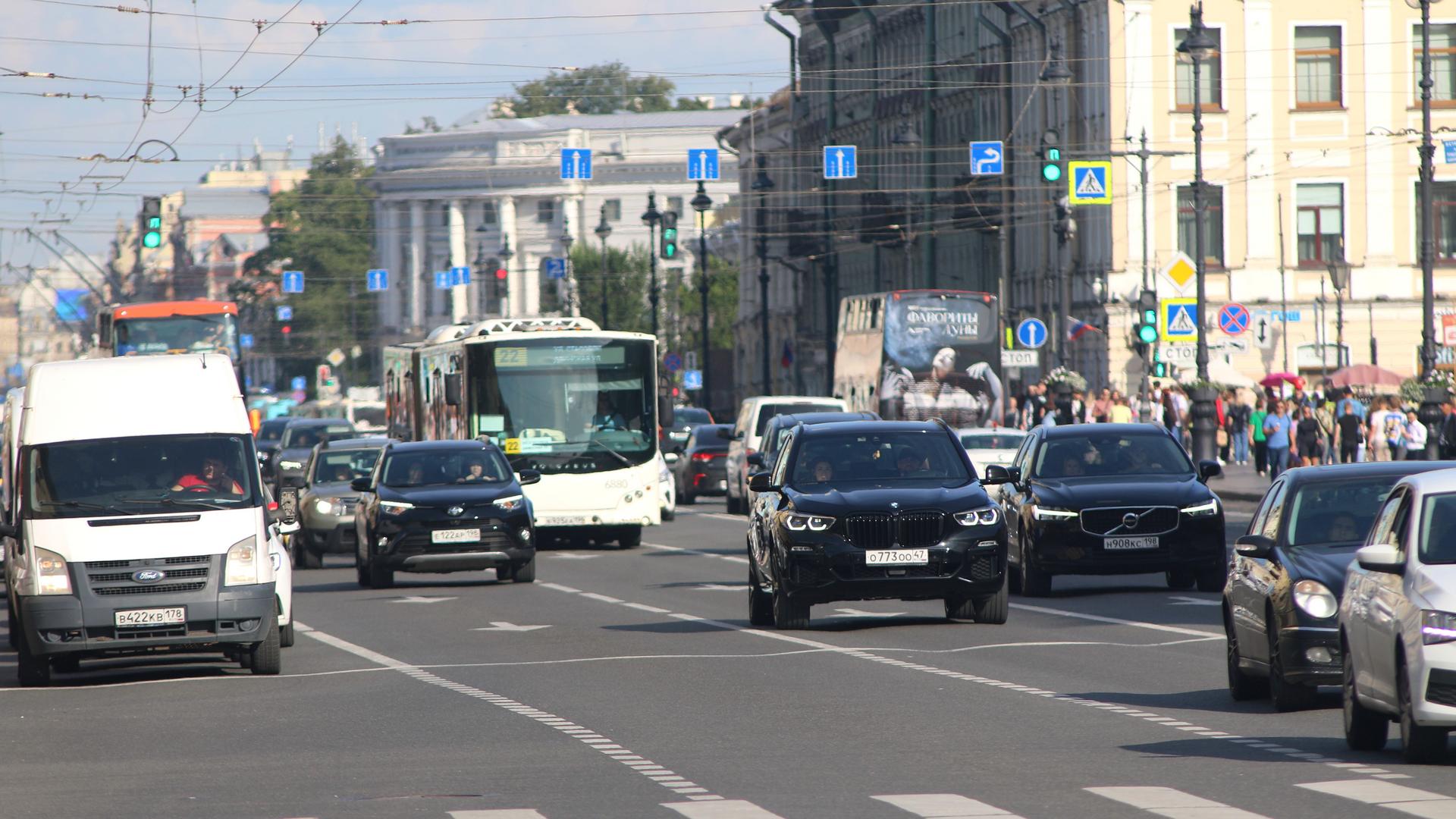 Петербург вошёл в десятку российских регионов по динамике рынка труда