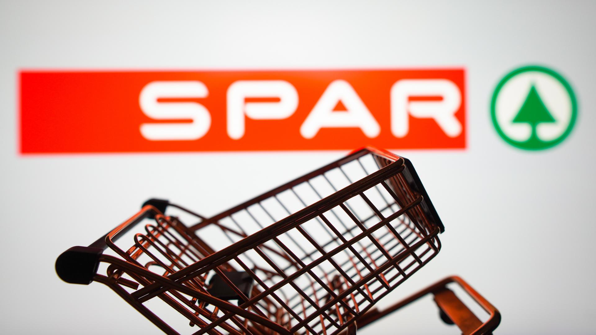 Прокуратура запросила реальные сроки для бывших совладельцев сети Spar в  России