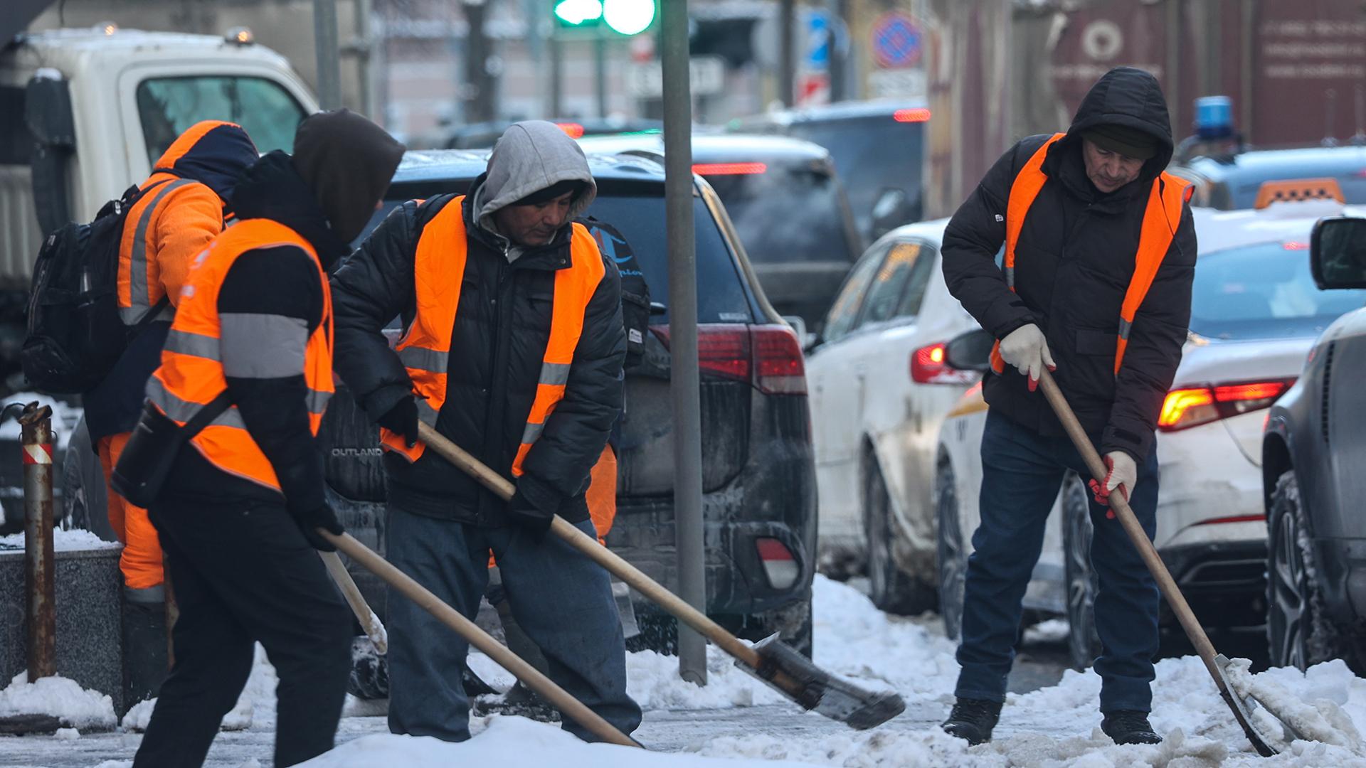 В Петербурге аннулируют патенты мигрантов, так и не устроившихся на работу