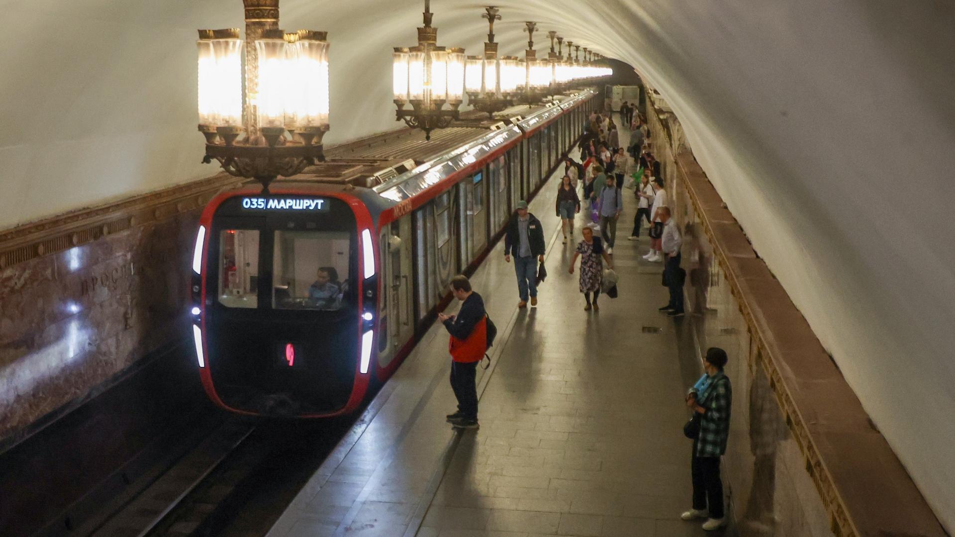 В московском метро произошёл масштабный сбой на Сокольнической линии