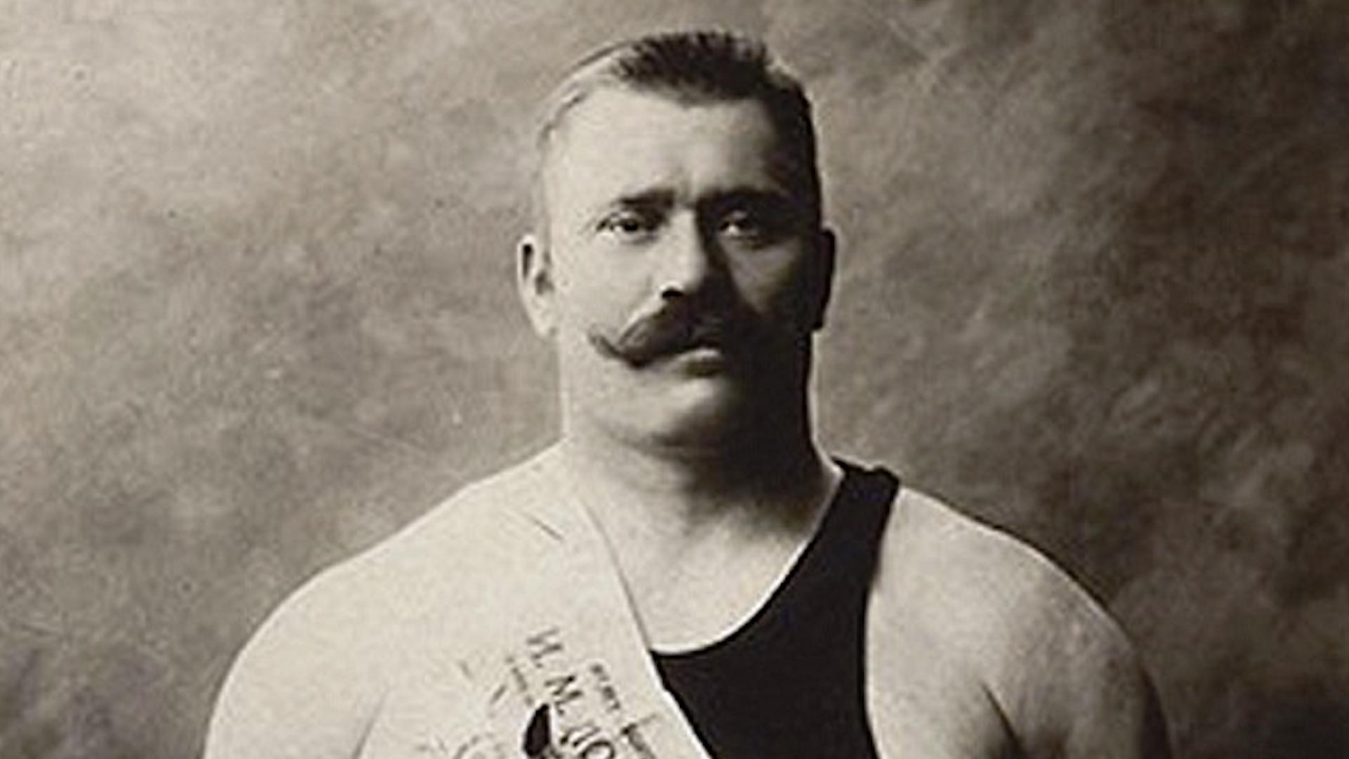 Поддубный останавливает машину. Поддубный 1949. Поддубный останавливает машину. Поддубный останавливает машину. Поддубный военкор 2014.