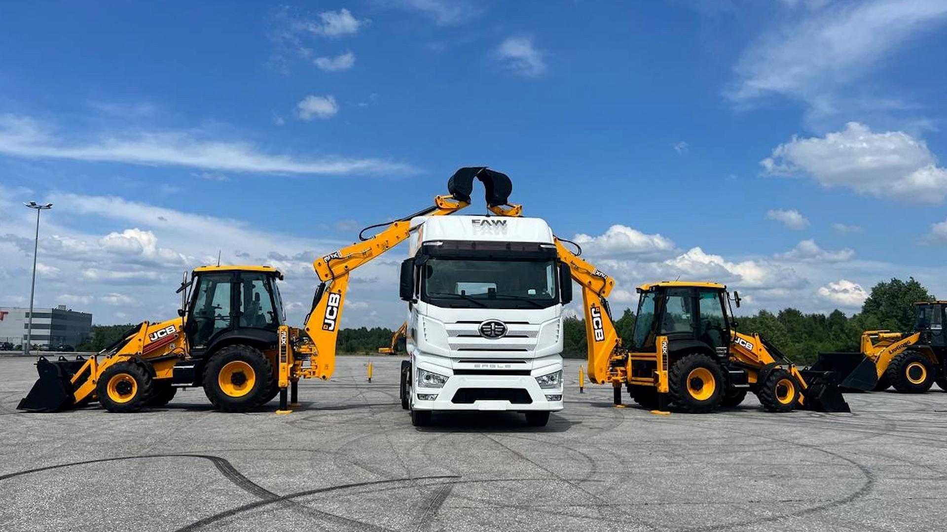 Фото: vk.com/stroykomplektrussia/globallookpress.com