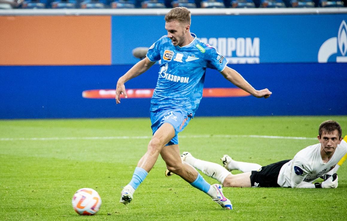 Фото: Максим Глушенков в матче против «Ростова»/fc-zenit.ru