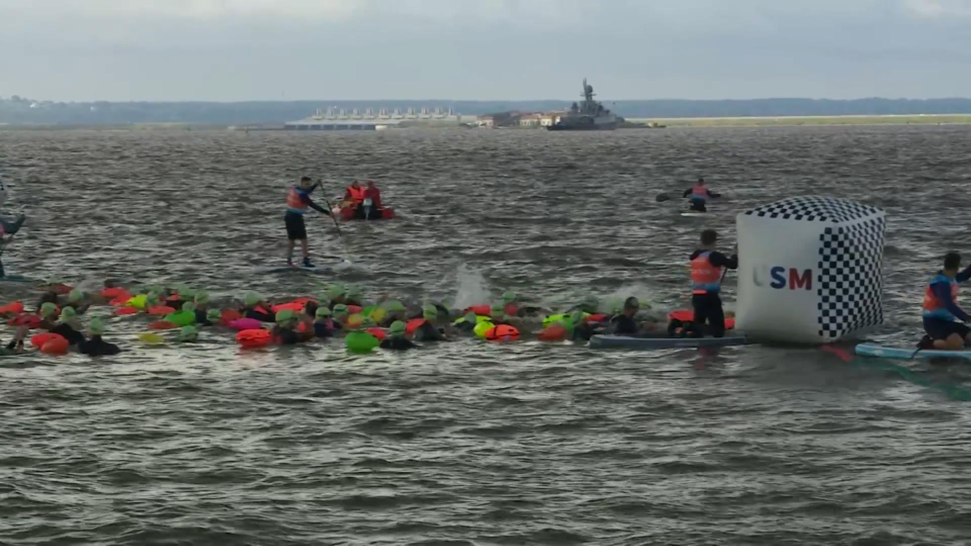 Секс видео молодой парочки под водой в аквалангах