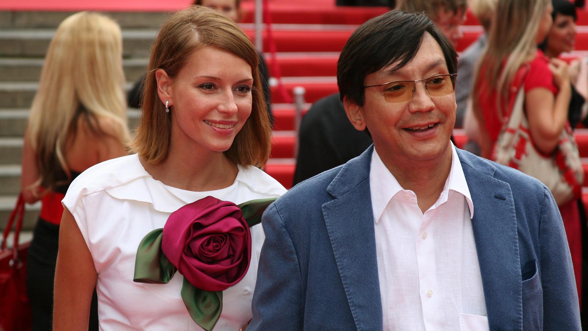 Егор Кончаловский и Любовь Толкалина/ Фото: Juliya Khanina/globallookpress.com