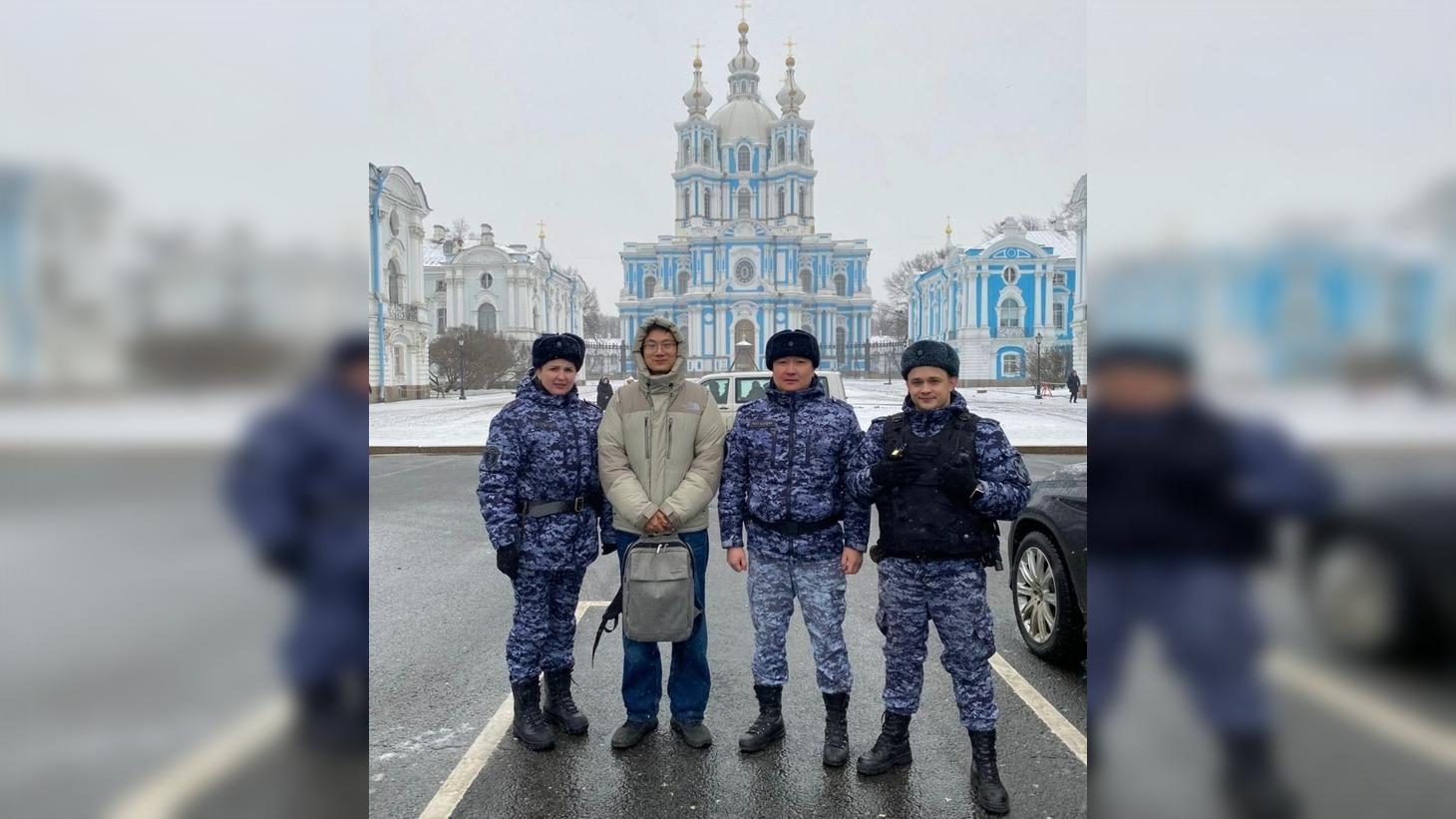 Вернуть рюкзак в магазин
