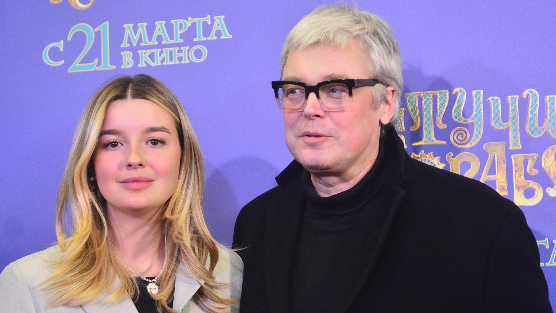 Александр Стриженов с дочерью/ Фото: Pavel Kashaev/globallookpress.com