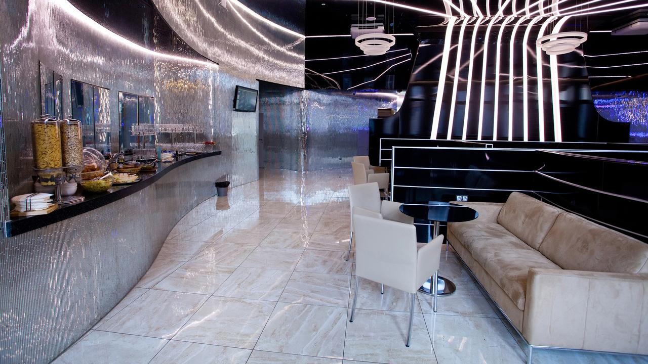 Фото: vk.com/pulkovo_led