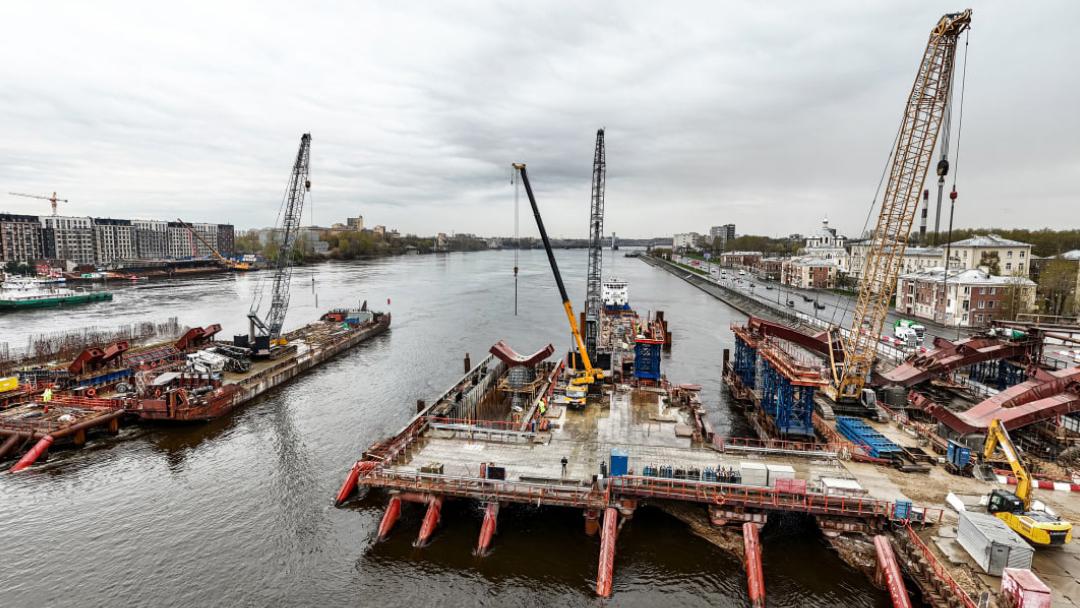 Строительство Большого Смоленского моста/ Фото: КРТИ