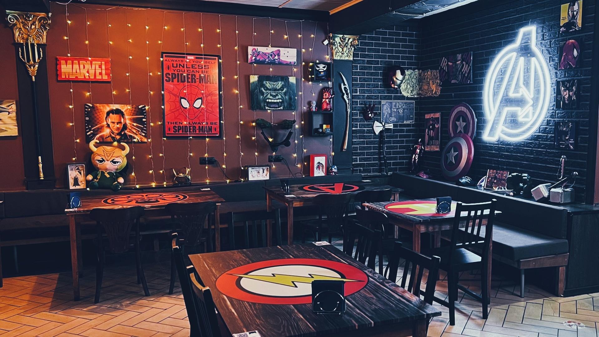 Фото: vk.com/НЕКАНОН (коктейли / бургеры / супергерои)