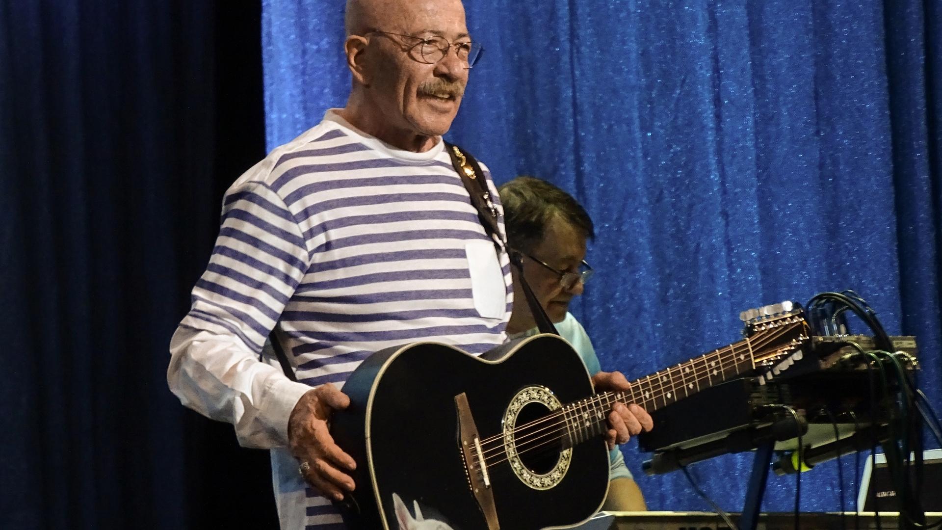 Фото: vk.com/Александр Розенбаум/Вера Камынина