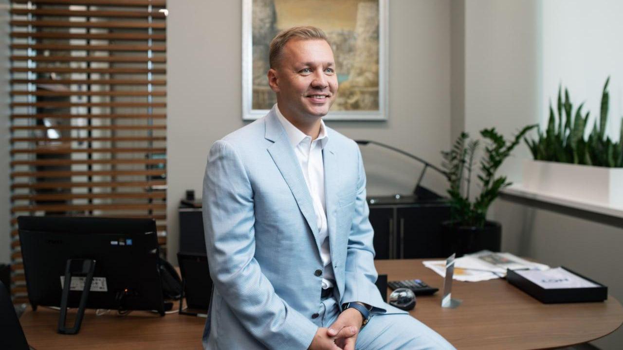 Рустам Гильфанов - учредитель «Уральского завода противогололедных материалов». Фото: Личный архив