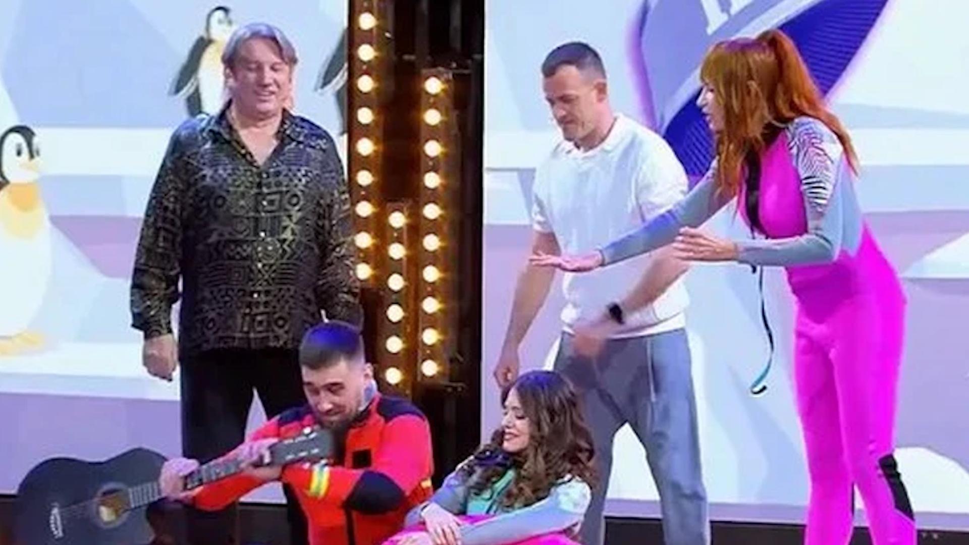 Фото: кадр из шоу 