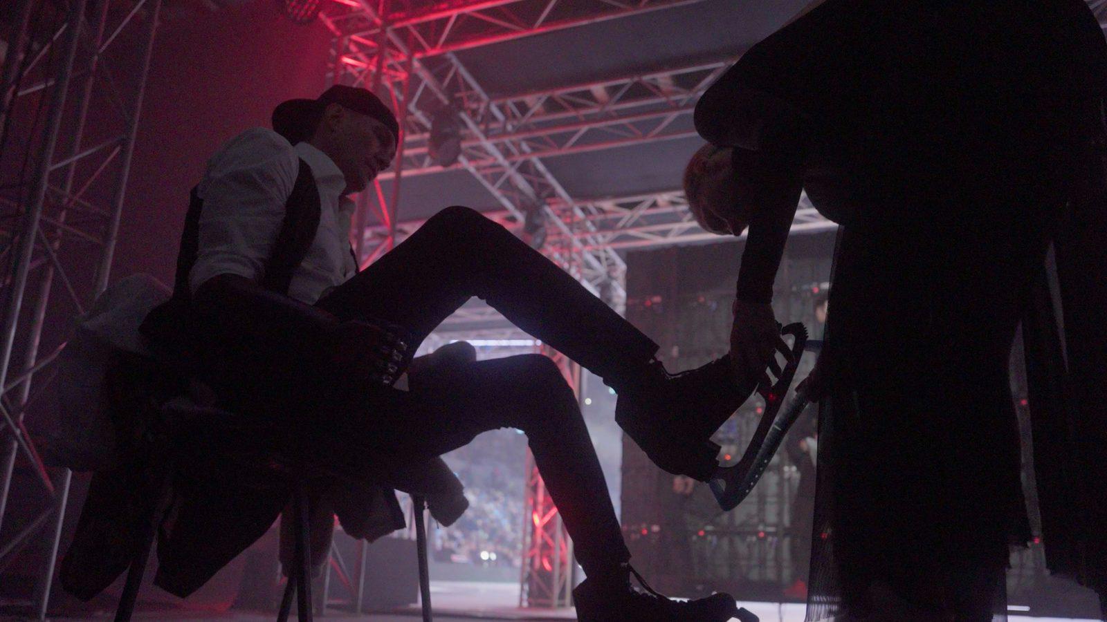 Кадр фильма «Роман Костомаров: рождённый дважды»/ Фото: kino-teatr.ru