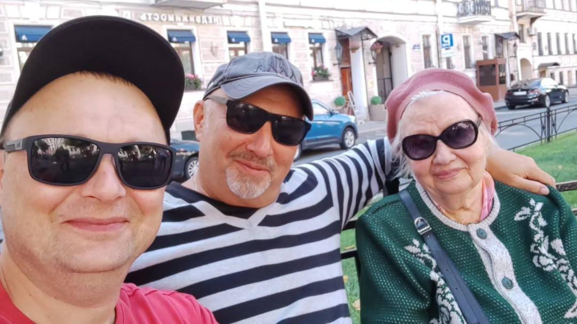 Юрий Гальцев с сыном и мамой/tg-канал Юрия Гальцева