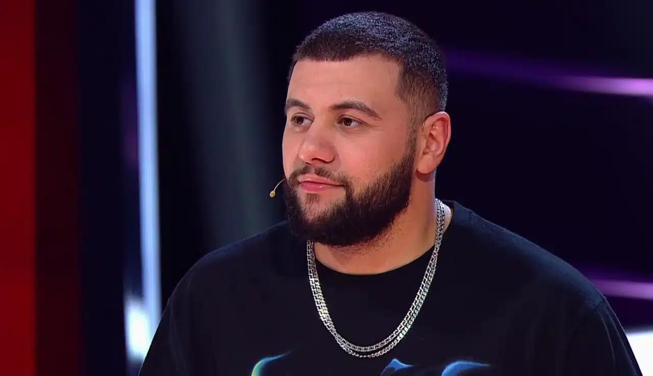 Russian Rapper Navai Crashes Ferrari into Traffic Light in Central Moscow — image 1