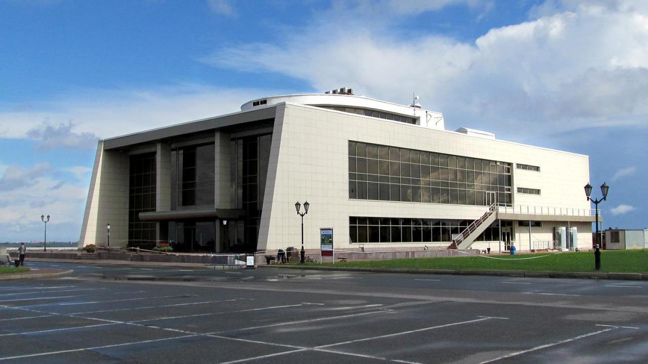 Яхт-клуб в Стрельне/ Фото: citywalls.ru