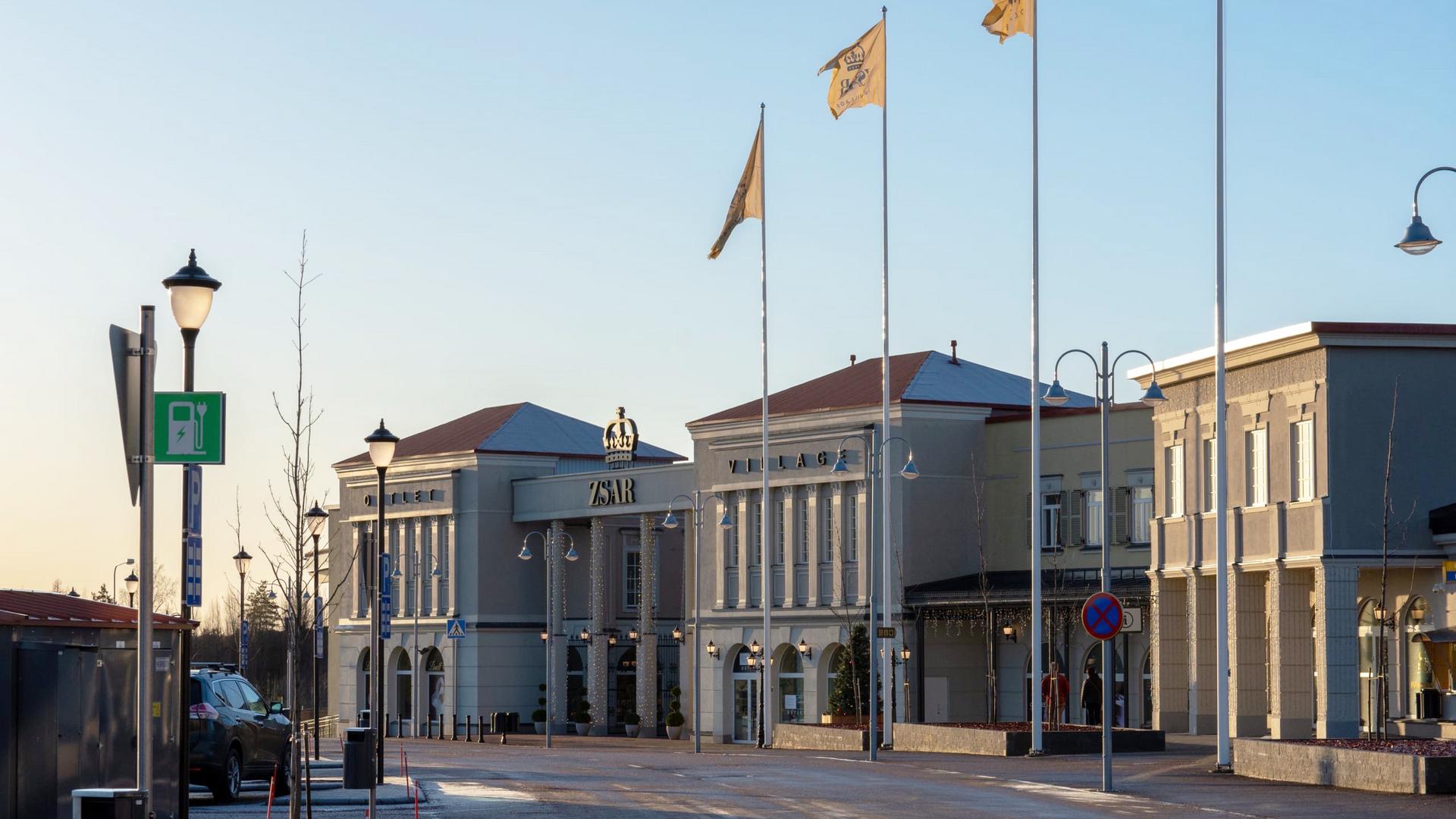 Фото: Zsar Outlet Village